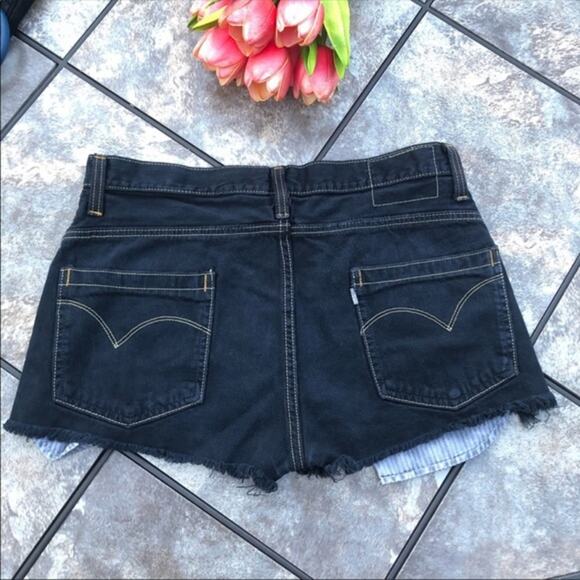 Levi’s Silver Tab Distressed High Waist Cut Off Jean Shorts Sz 31 - Picture 3 of 7